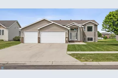 4781 47th Avenue S, Fargo, ND 58104 - Photo 1