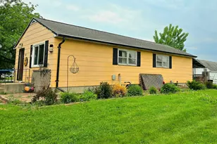 15 2nd St SE, Fairfax, MN 55332 - Photo 1