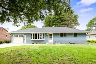 1004 N Main St, Winthrop, MN 55396 - Photo 1