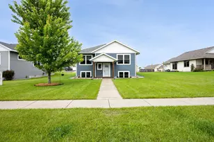 968 Abbygail Dr, Alexandria, MN 56308 - Photo 1