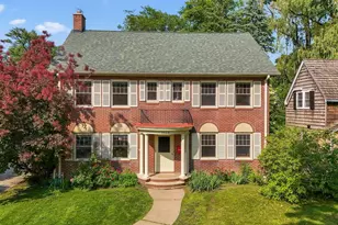 1913 E River Pkwy, Minneapolis, MN 55414 - Photo 1