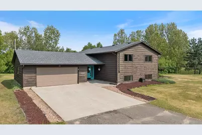 1312 8th Avenue NW, Chisholm, MN 55719 - Photo 1