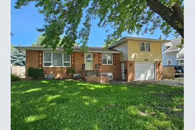735 Main Street N, Hutchinson, MN 55350 - Photo 1