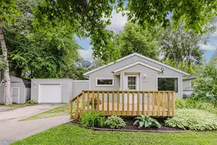 1019 3rd Ave N, Moorhead, MN 56560 - Photo 1