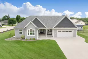 1425 Water Tower Pl, Owatonna, MN 55060 - Photo 1