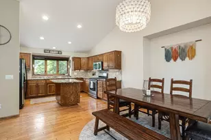 1816 Commonwealth Dr, Burnsville, MN 55337 - Photo 1