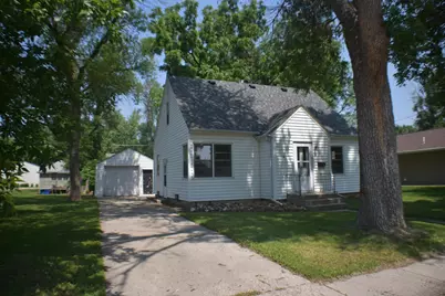 13 South Street, Morris, MN 56267 - Photo 1