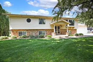 930 Minekahda Pl, Owatonna, MN 55060 - Photo 1