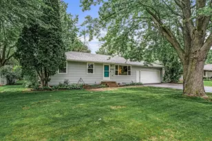 10167 99th Pl N, Maple Grove, MN 55369 - Photo 1