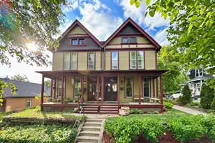 737 5th St E, Saint Paul, MN 55106 - Photo 1