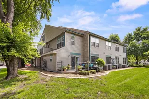 124 Morningside Dr NE, Hutchinson, MN 55350 - Photo 1