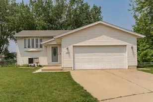 2529 50th St NW, Rochester, MN 55901 - Photo 1