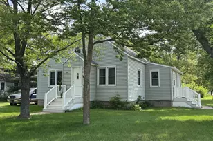 302 30th Ave N, Saint Cloud, MN 56303 - Photo 1