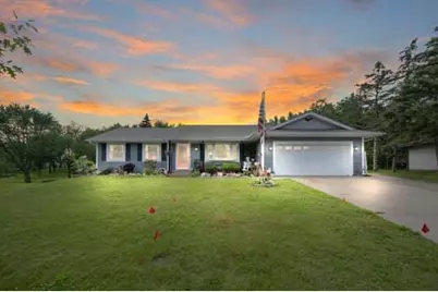 8084 Ivywood Avenue S, Cottage Grove, MN 55016 - Photo 1