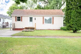 405 18th St N, Moorhead, MN 56560 - Photo 1