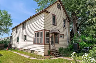 715 9th St N, Virginia, MN 55792 - Photo 1