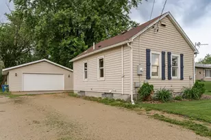 509 E Main St, Dodge Center, MN 55927 - Photo 1