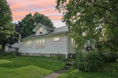 710 Wheelock Parkway W, Saint Paul, MN 55117 - Photo 1