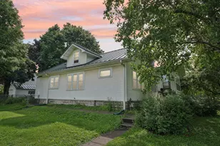 710 Wheelock Parkway W, Saint Paul, MN 55117 - Photo 1