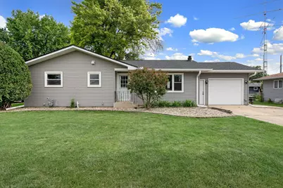 522 14th Street NE, Owatonna, MN 55060 - Photo 1