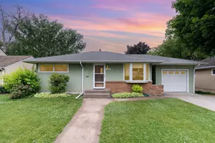 1121 Kennard St, Saint Paul, MN 55106 - Photo 1