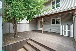 6621 Gretchen Ln N, Oakdale, MN 55128 - Photo 1