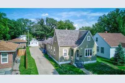 718 N Broadway, Fergus Falls, MN 56537 - Photo 1