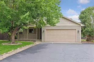 4552 W 131st St, Savage, MN 55378 - Photo 1