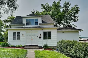 212 Division St E, Buffalo, MN 55313 - Photo 1