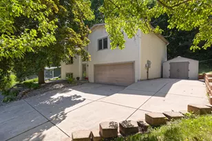 1430 Parkview Dr, Chaska, MN 55318 - Photo 1