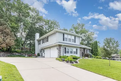 801 Eclipse Parkway, New Prague, MN 56071 - Photo 1