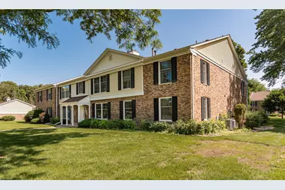 2051 Carriage Drive SW #2051D, Rochester, MN 55902 - Photo 1