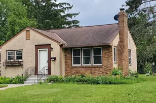 2122 Lacrosse Ave, Saint Paul, MN 55119 - Photo 1