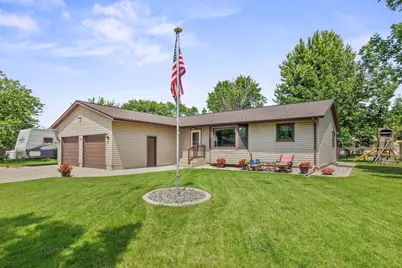 311 Boulder Street SW, Hutchinson, MN 55350 - Photo 1