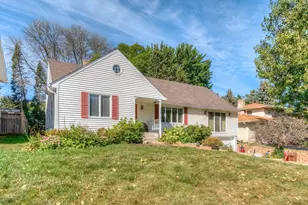 909 Christensen Ave, West Saint Paul, MN 55118 - Photo 1