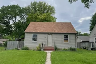 206 20th St S, Benson, MN 56215 - Photo 1