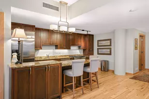 1120 S 2nd St, Minneapolis, MN 55415 - Photo 1