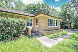 1970 Maryknoll Ave, Maplewood, MN 55109 - Photo 1