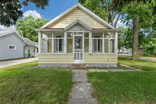 515 Lincoln St, Winona, MN 55987 - Photo 1