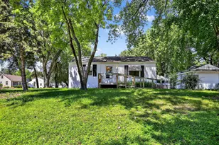 1550 E 84th St, Bloomington, MN 55425 - Photo 1