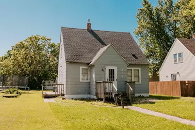 311 W 9th Street, Morris, MN 56267 - Photo 1