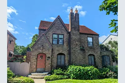 1720 Hillcrest Avenue, Saint Paul, MN 55116 - Photo 1