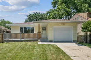 705 16th Ave NE, Rochester, MN 55906 - Photo 1