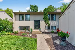 16220 15th Ave N, Plymouth, MN 55447 - Photo 1