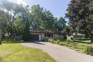 3009 Jersey Ave N, Crystal, MN 55427 - Photo 1