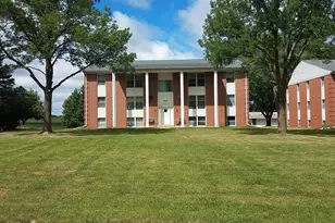 656 Summit Dr, Fairmont, MN 56031 - Photo 1