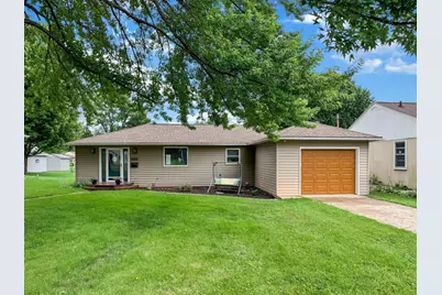 2717 Oak Avenue, Slayton, MN 56172 - Photo 1