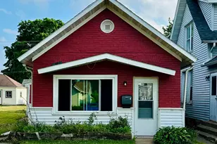 711 E 5th St, Winona, MN 55987 - Photo 1