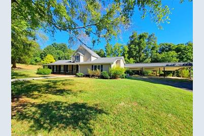 623 Mangum Road - Photo 1