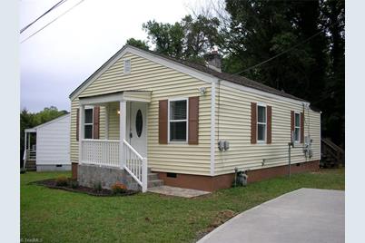 1000 Mint Avenue - Photo 1
